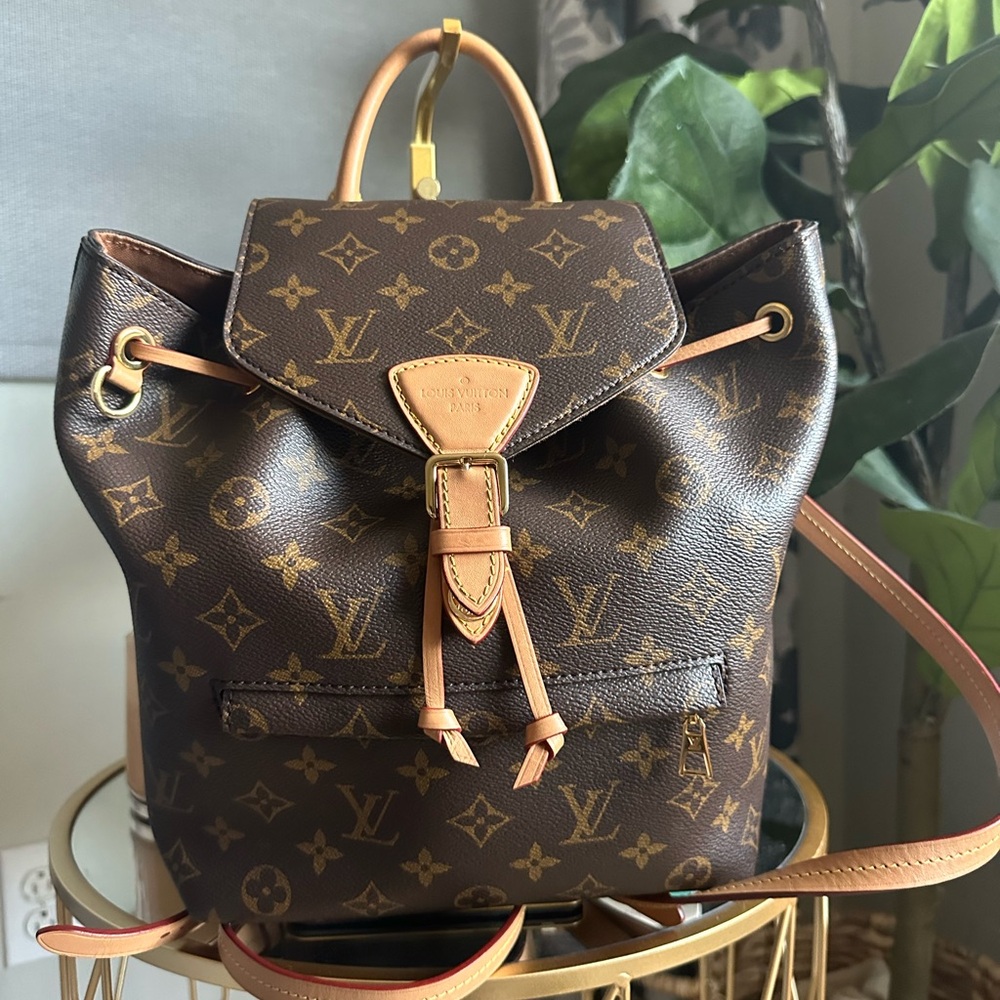 💖 ENTER TO WIN 💖 - Picture 3 of 5